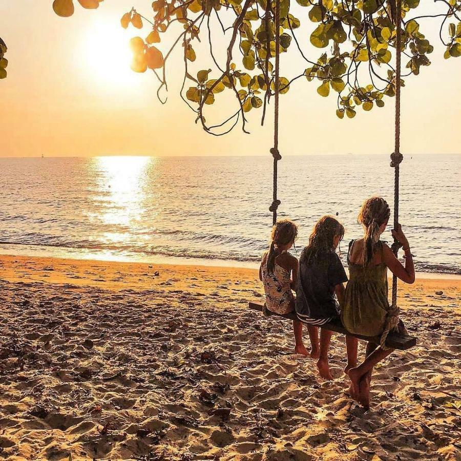 Anahata Resort Lipa Noi Extérieur photo