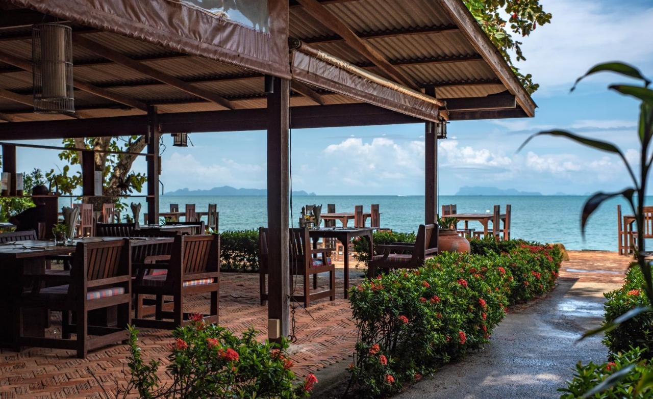 Anahata Resort Lipa Noi Extérieur photo