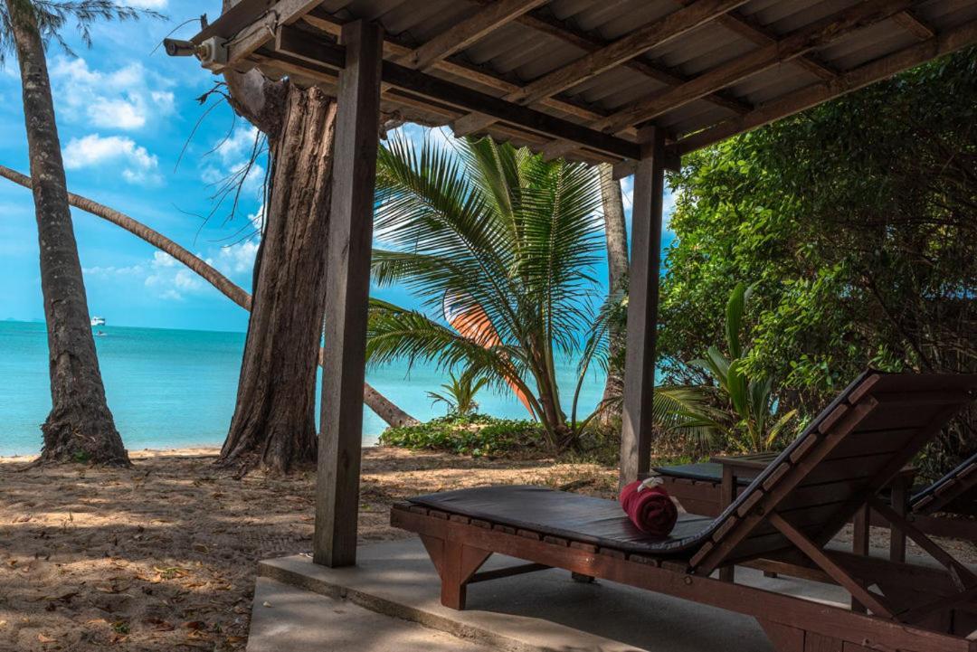 Anahata Resort Lipa Noi Extérieur photo